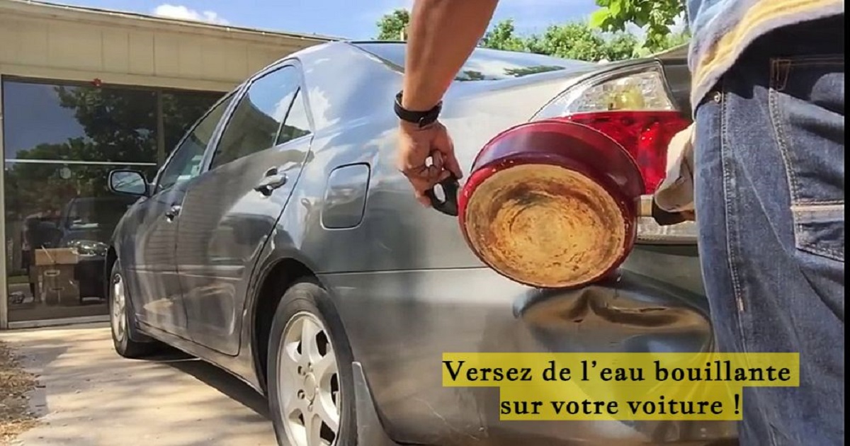 Versez De Leau Bouillante Sur Votre Voiture